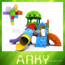 2015 park play slide outdoor garden kids plastic slide hot selling KFC play structure